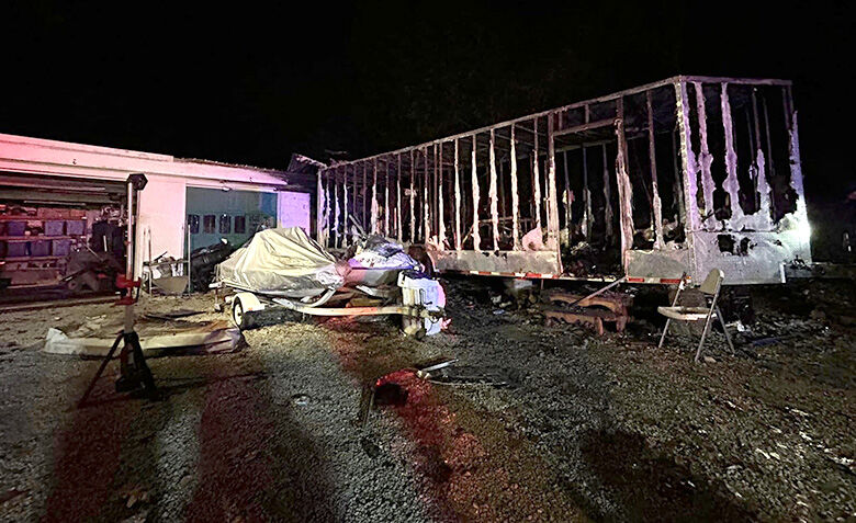 Fire destroys De Soto-area mobile home
